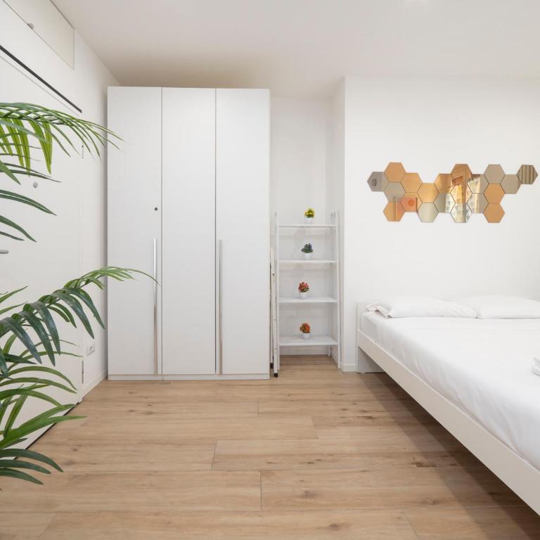 Cozy Studio - Tortona, Navigli & M4 - One-Bedroom Apartment - 8