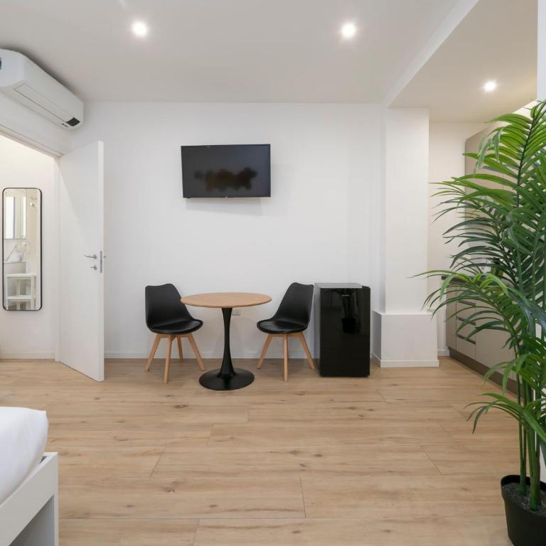 Cozy Studio - Tortona, Navigli & M4 - One-Bedroom Apartment - 10