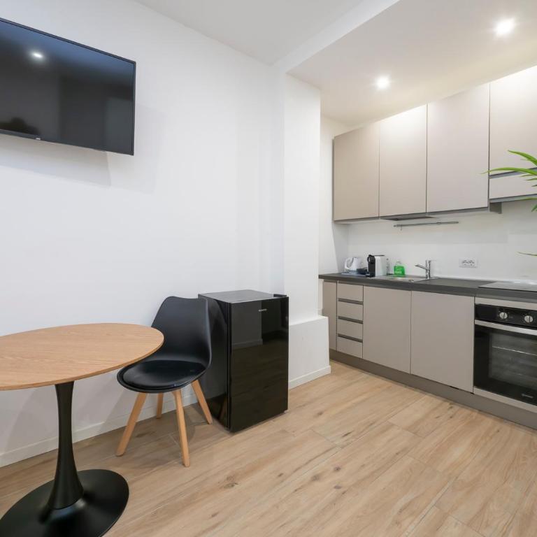 Cozy Studio - Tortona, Navigli & M4 - One-Bedroom Apartment - 21