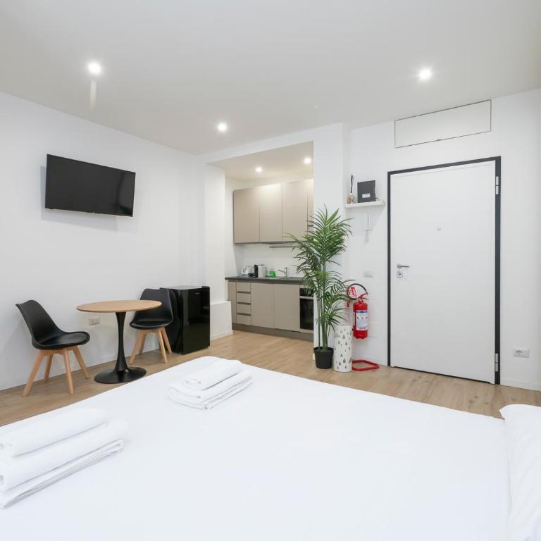 Cozy Studio - Tortona, Navigli & M4 - One-Bedroom Apartment - 24