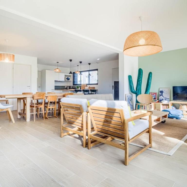 Belle maison moderne proche plages & bourg - Maison 5 Chambres - 9