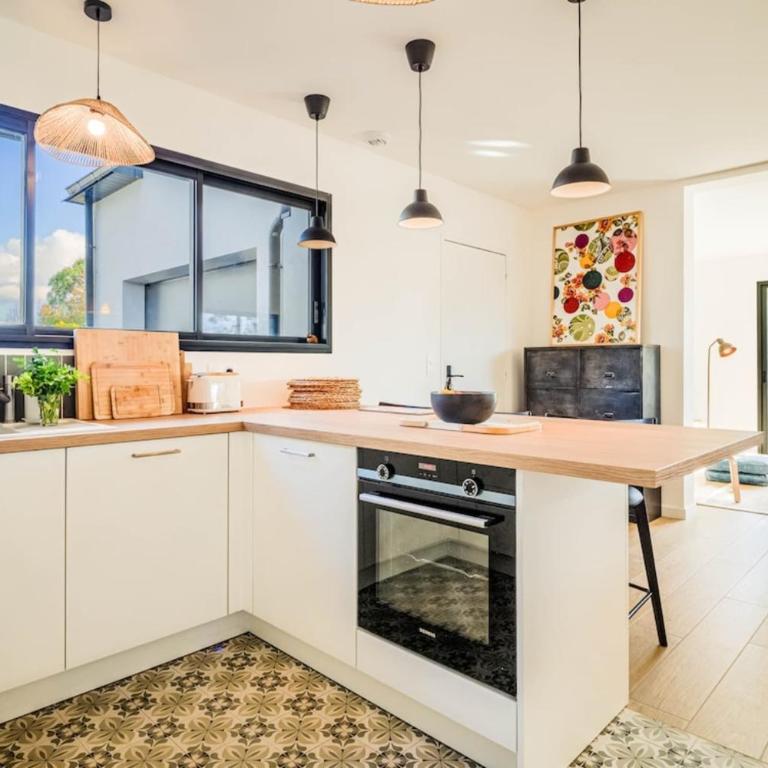 Belle maison moderne proche plages & bourg - Maison 5 Chambres - 4