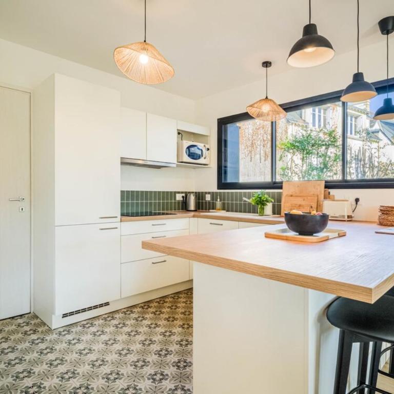 Belle maison moderne proche plages & bourg - Maison 5 Chambres - 16