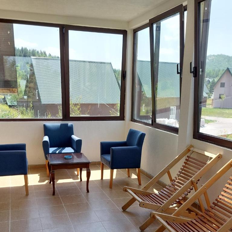 Apartman Žabljak - Apartman sa Pogledom na Planinu - 4