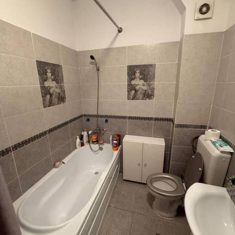 Una splendida casa per una vacanza indimenticabile da vivere insieme a tutta la famiglia - Vacation Home - 2