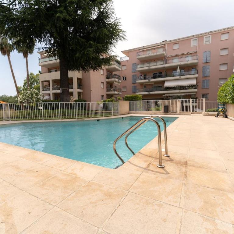 YV Bel appartement, piscine terrasse et garage - Appartement 1 Chambre avec Terrasse - 27