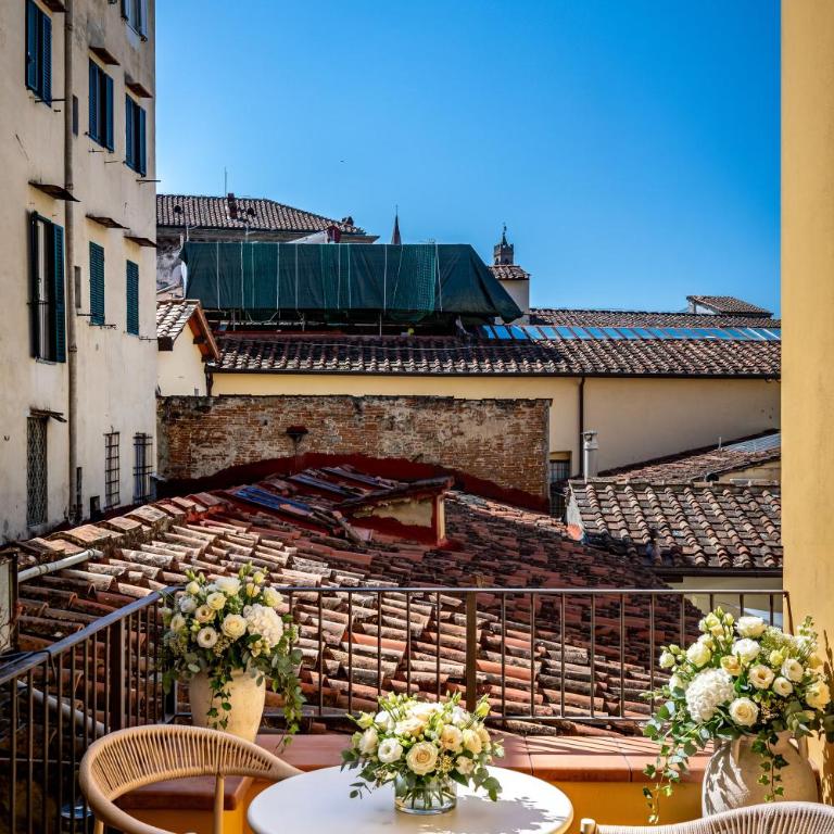 Le Logge by Dimora Collection - Palazzo Suites with a 13th-Century Courtyard - Adults Only - Chambre Double avec Terrasse - 17