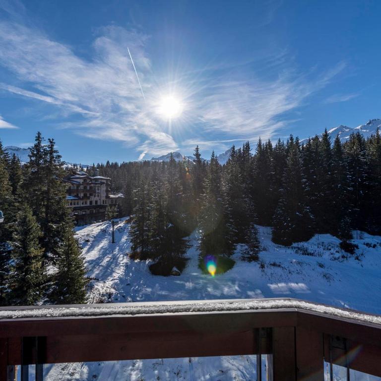 Courchevel 1850 Appart Ski-in/Ski-out 6 pers avec Parking - Three-Bedroom Apartment - 11
