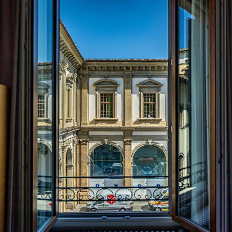 Le Logge by Dimora Collection - Palazzo Suites with a 13th-Century Courtyard - Adults Only - Suite Deluxe avec Lit King-Size - 9