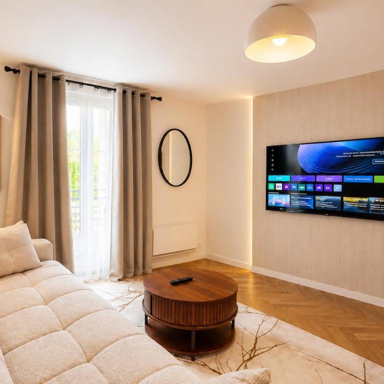 Cozy Parisian Hideaway Near Montparnasse - Appartement - 1