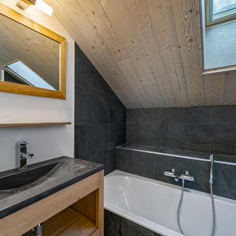 Chalet moderne Méribel, skis aux pieds, animaux admis - Chalet 3 Chambres - 15