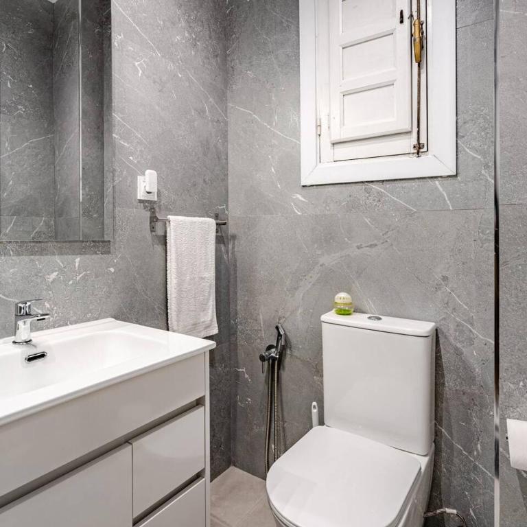 Bright Central Madrid Flat - Appartement - 13