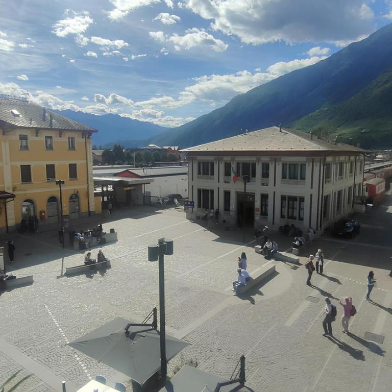 Piazza Grande Suite - Big Terrace with Panoramic Bernina Express View, Elevator&Parking - Casa con 1 dormitorio - 20