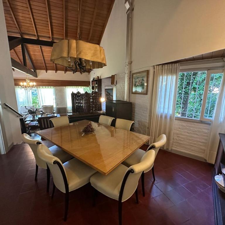 Cálida casa con naturaleza en bosque pinamarense - Casa - 12