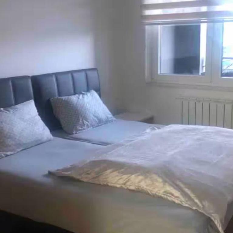 Bulevar apartman sa parking mjestom - Apartman sa 2 Spavaće Sobe - 22