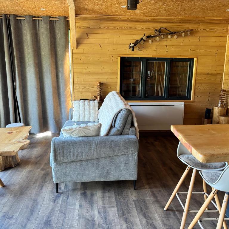 Chalet Cocoon en lisière de forêt, avec grande terrasse, et vue 'waouh' - Chalet 1 Chambre - 8