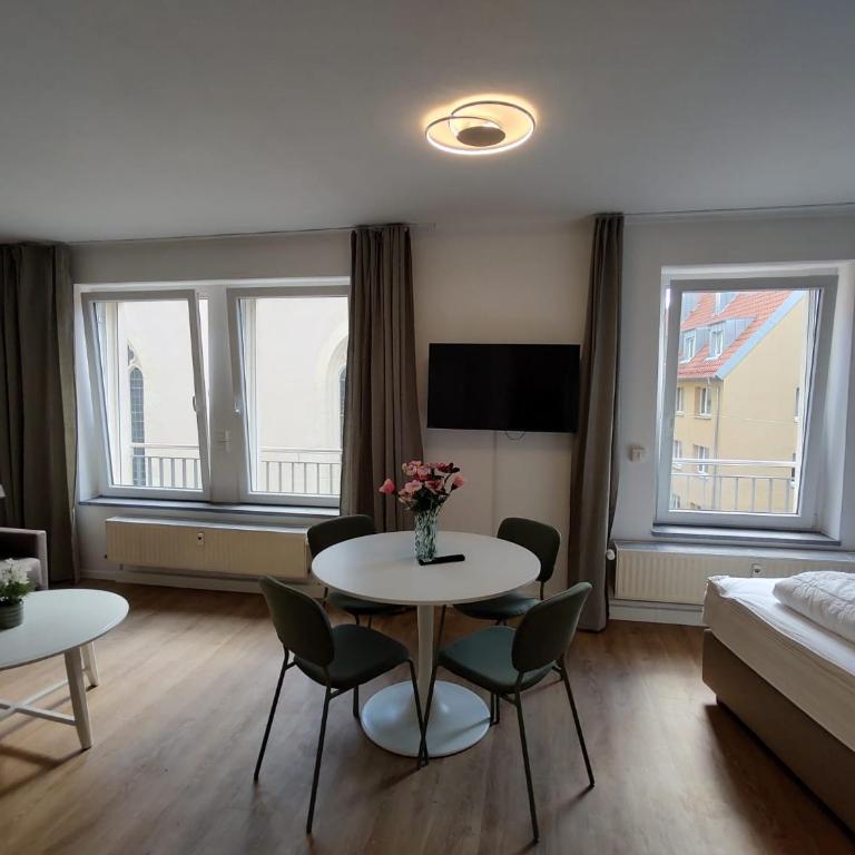 Moderne Altstadtoase im Herzen Würzburgs - Apartment mit 1 Schlafzimmer - 1