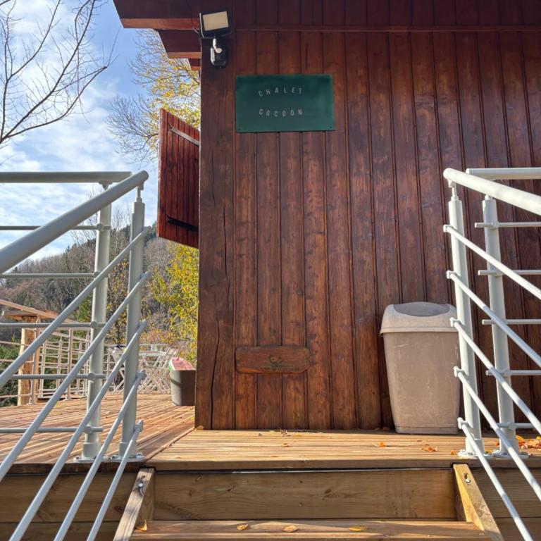 Chalet Cocoon en lisière de forêt, avec grande terrasse, et vue 'waouh' - Chalet 1 Chambre - 25