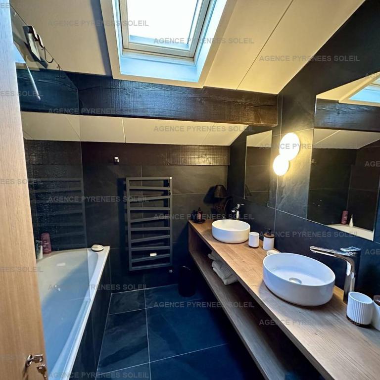 Appartement standing, vue lac/montagne - 10 pers. - Maison 5 Chambres - 16