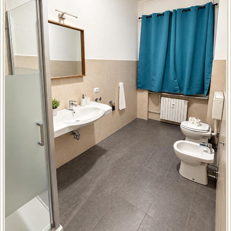 Sc Residence Parma - Camera Matrimoniale Standard con Bagno in Comune - 3