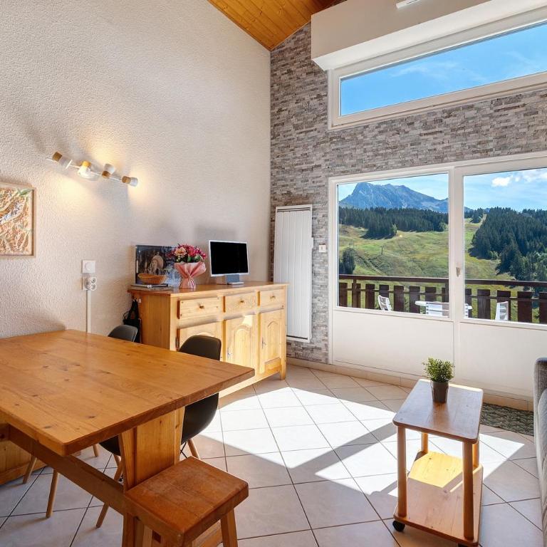 Les Ormes-Duplex Manigod-La Clusaz - Appartement 3 Chambres Premium avec Balcon - 3