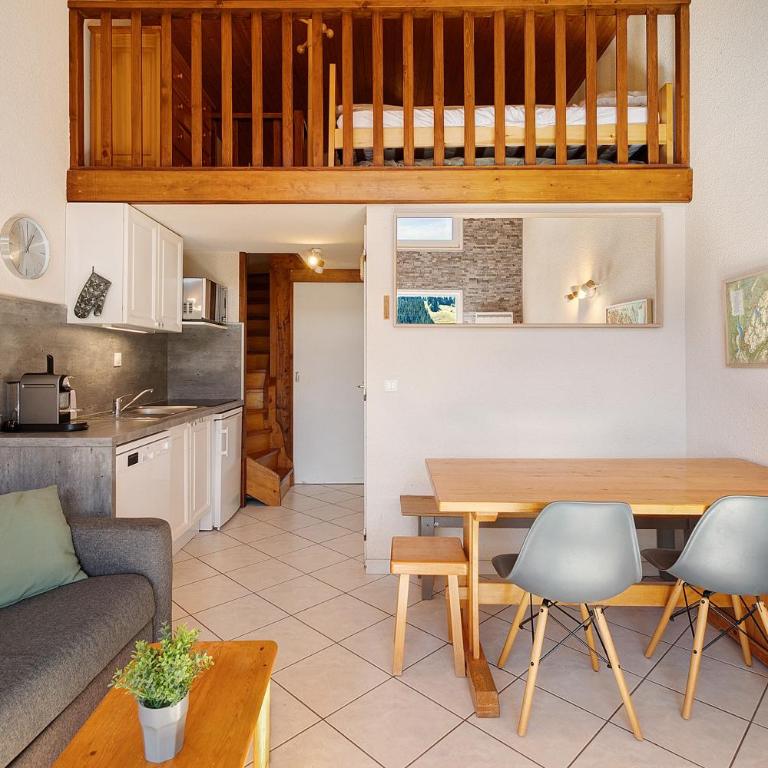 Les Ormes-Duplex Manigod-La Clusaz - Appartement 3 Chambres Premium avec Balcon - 9