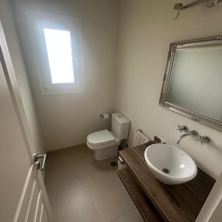 Casa con pileta y comodidades en Costa Esmeralda - Vacation Home - 6