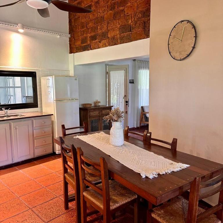 Chalet zona Norte con salida al lago "La Casona" - Casa Vacacional de 3 dormitorios - 24