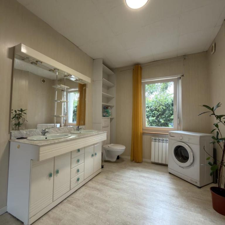 T2 lumineux avec douche balnéo - Appartement - 12