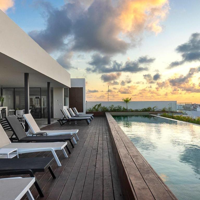 Rooftop Pool & Stylish Retreat in Playa del Carmen - Apartment - 3
