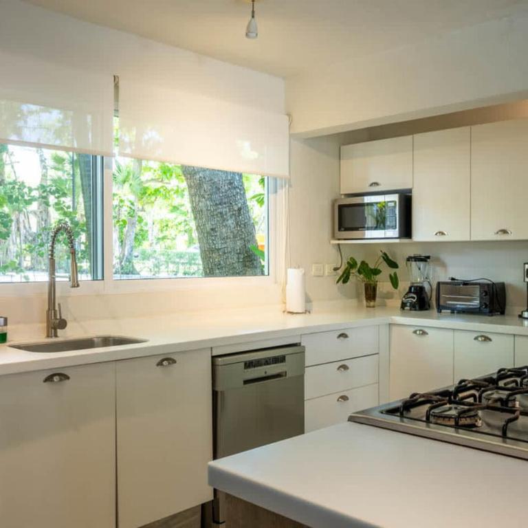 3BR Casa Matuk I Steps from Spectacular Beach I Private Pool - Vacation Home - 3