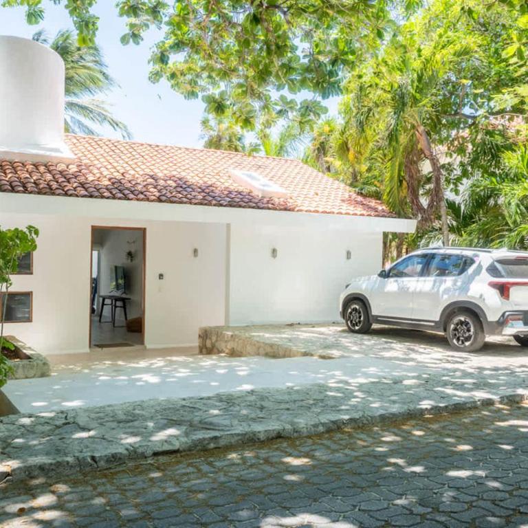 3BR Casa Matuk I Steps from Spectacular Beach I Private Pool - Vacation Home - 7