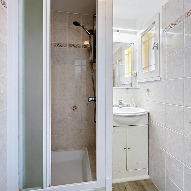 Le Logis de Gruissan - 2 Chambres - Two-Bedroom Apartment - 10