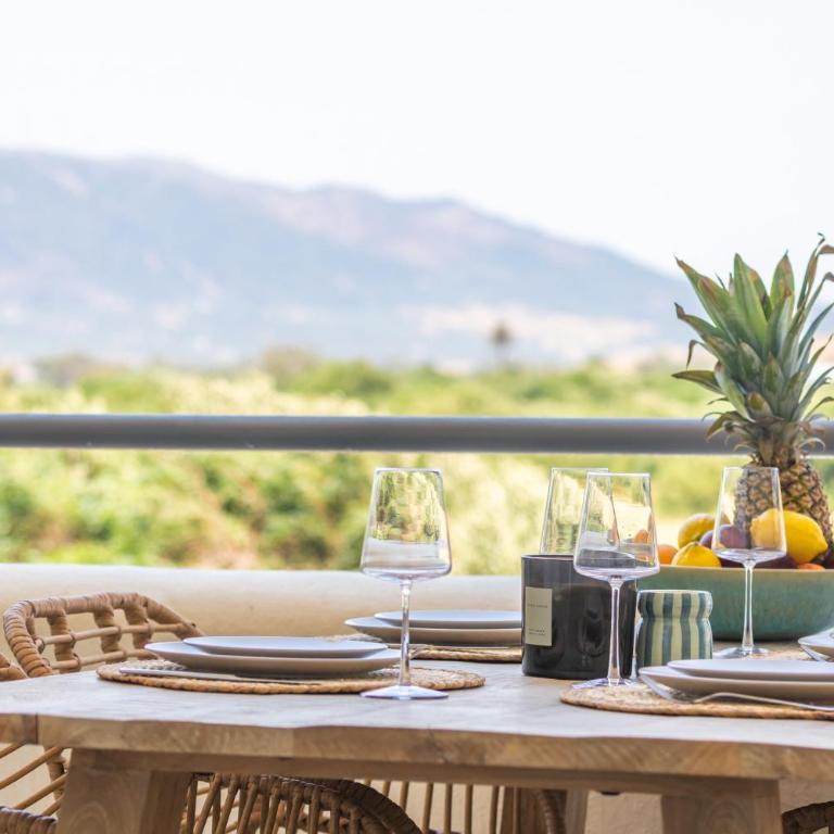 Cerca de la playa, piscina, terraza, vistas - Apartamento de 2 dormitorios con terraza - 10