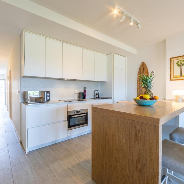 Cerca de la playa, piscina, terraza, vistas - Apartamento de 2 dormitorios con terraza - 27