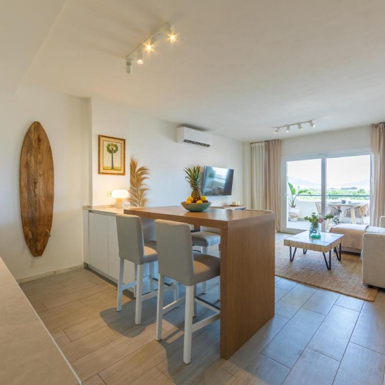 Cerca de la playa, piscina, terraza, vistas - Apartamento de 2 dormitorios con terraza - 32