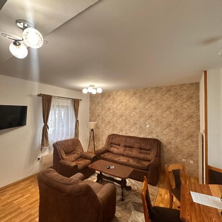 KRALjEVI KONACI ZLATIBOR - Maison de Vacances Standard 3 Chambres - 9