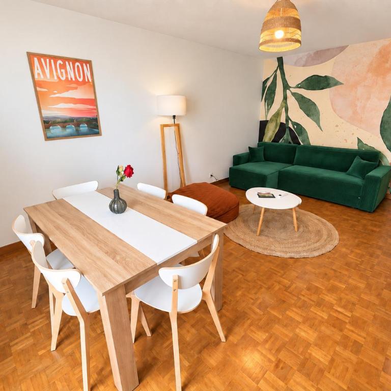 AC - Secure Parking - Near Central Station - Two-Bedroom Apartment - 8