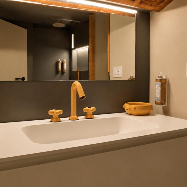 Rial Collection Luxury Suite - One-Bedroom Apartment - 13