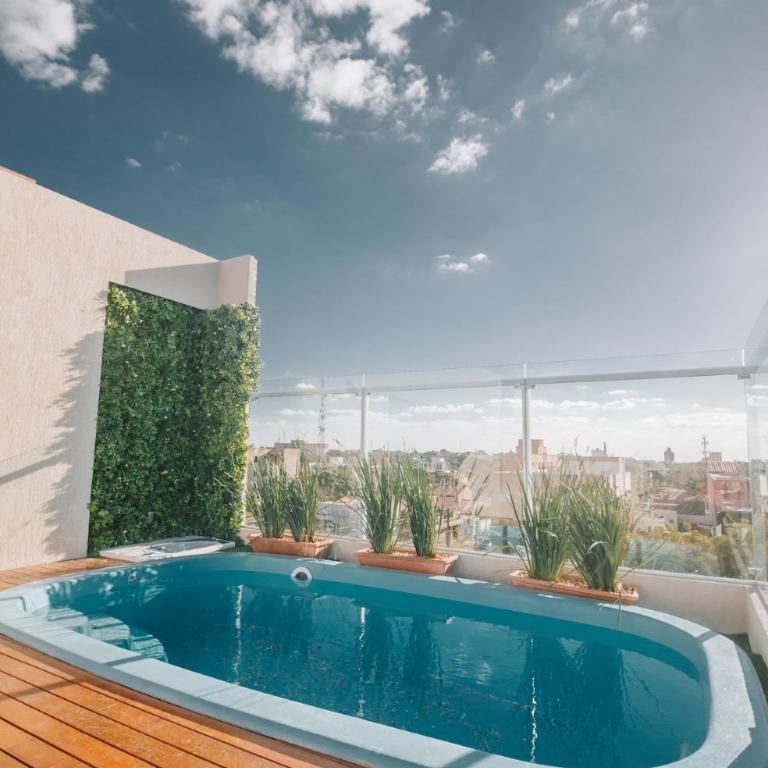 N1A1 - Work and Comfort with Pool and City Views - Apartment - 1