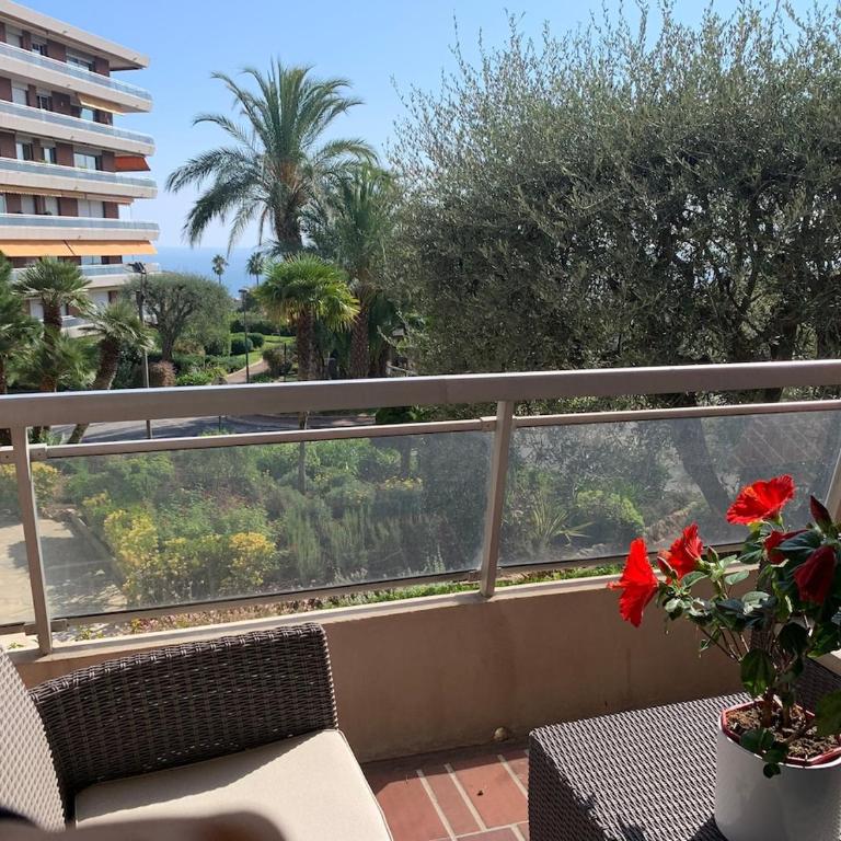 Renovated apartment in Les Belles Terres - sea view - Appartement 2 Chambres - 17
