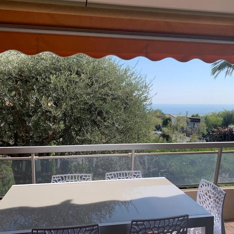 Renovated apartment in Les Belles Terres - sea view - Appartement 2 Chambres - 34