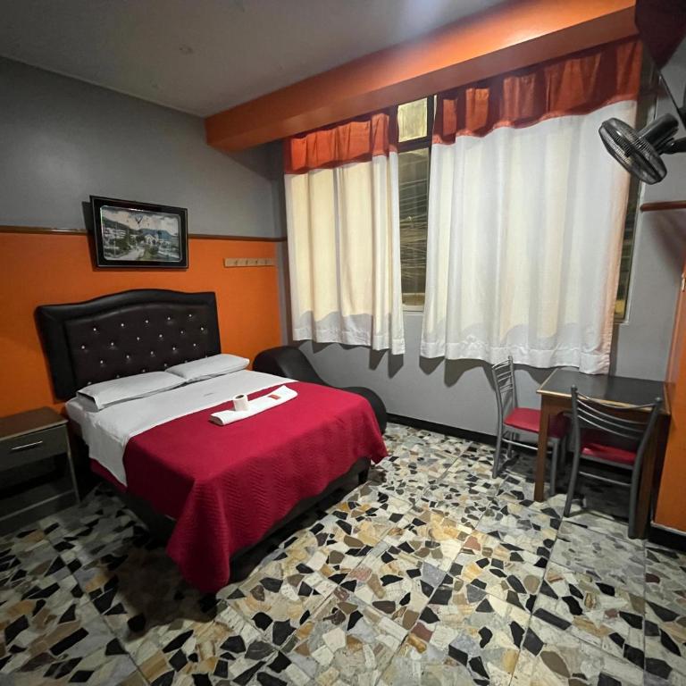 Las Estrellas Hostal - Habitación Doble con baño privado - 2