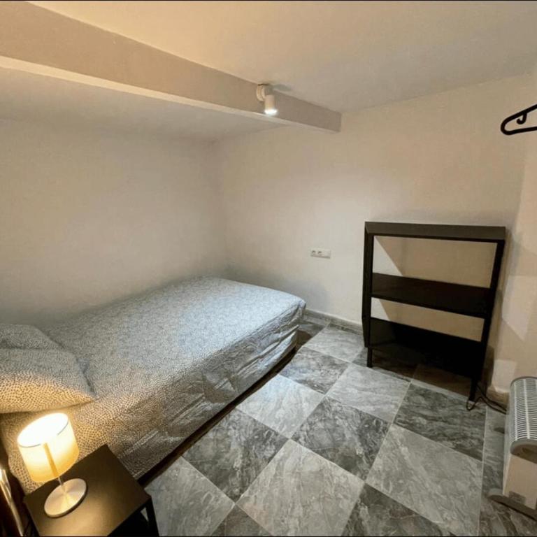 Espacioso bajo en casco histórico - Apartamento de 3 dormitorios - 7