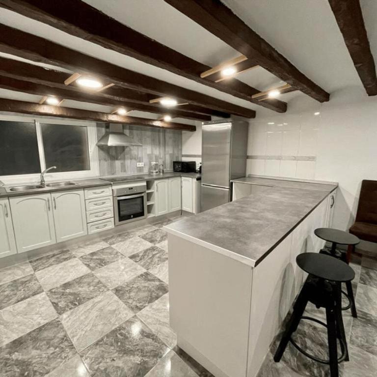 Espacioso bajo en casco histórico - Apartamento de 3 dormitorios - 16