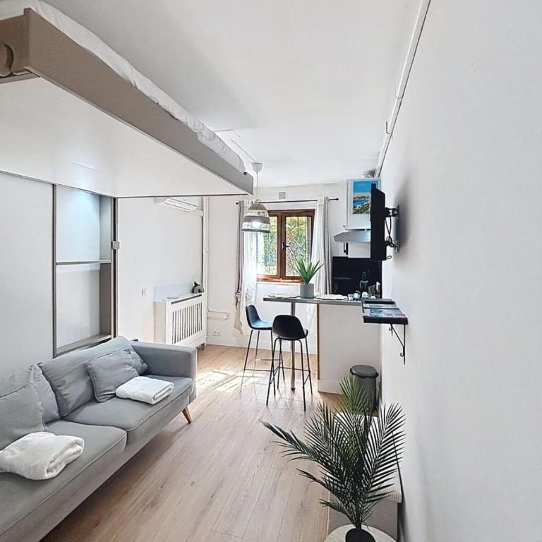 16 LYS - Lovely studio for two 10 minutes from the Croisette - Appartement - Rez-de-Chaussée - 2