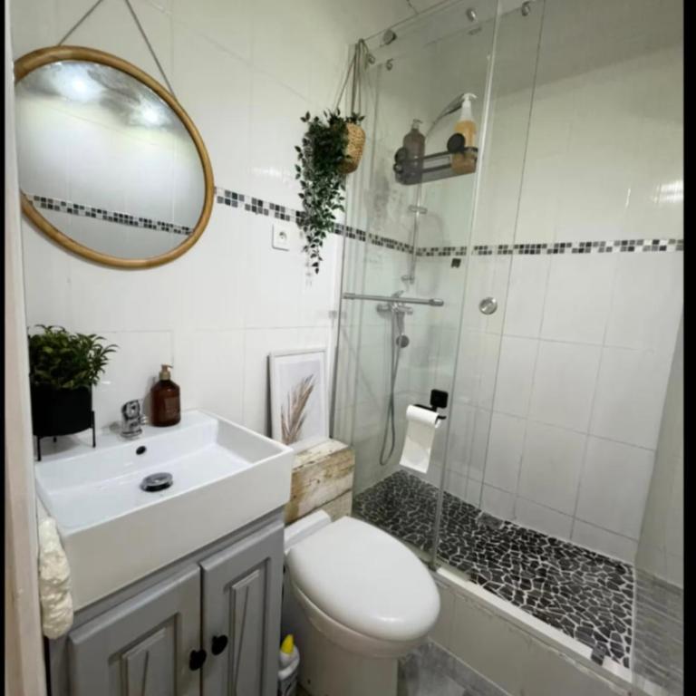 16 LYS - Lovely studio for two 10 minutes from the Croisette - Appartement - Rez-de-Chaussée - 8
