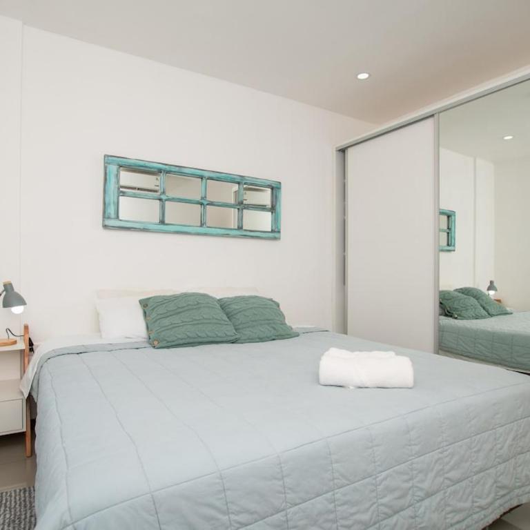Modern 1BR Villa Morra with Balcony BBQ & Parking - Apartment - 4