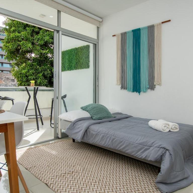 Modern 1BR Villa Morra with Balcony BBQ & Parking - Apartment - 2