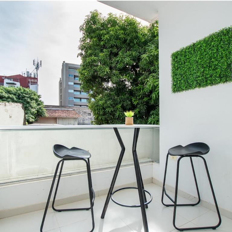 Modern 1BR Villa Morra with Balcony BBQ & Parking - Apartment - 5